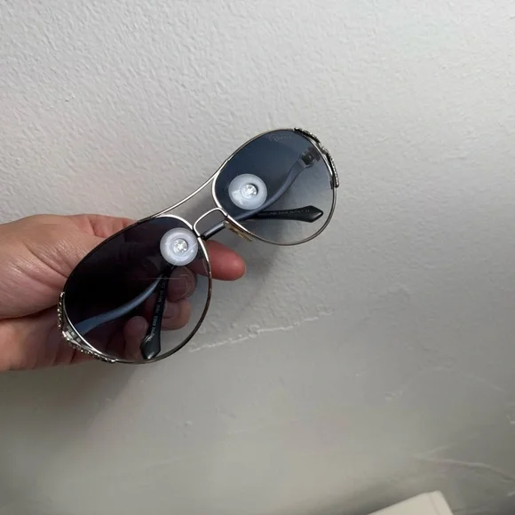 Roberto Cavalli Silver and Blue Aviator Sunglasses Sunglasses display picture 1